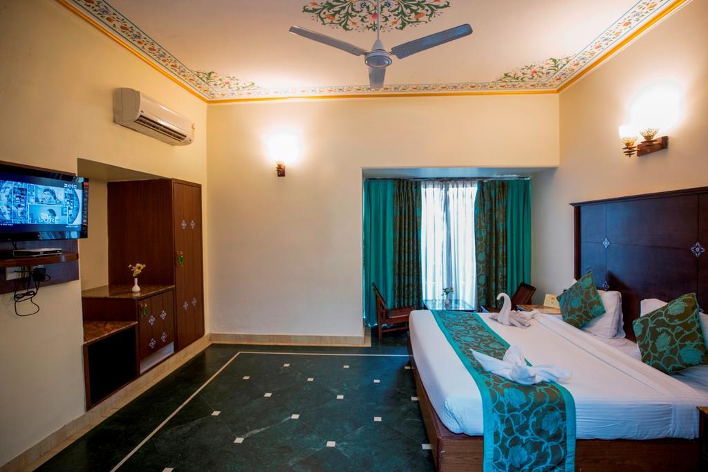 Nahargarh Haveli-Near Train Station Metro Hotel Jaipur Eksteriør billede