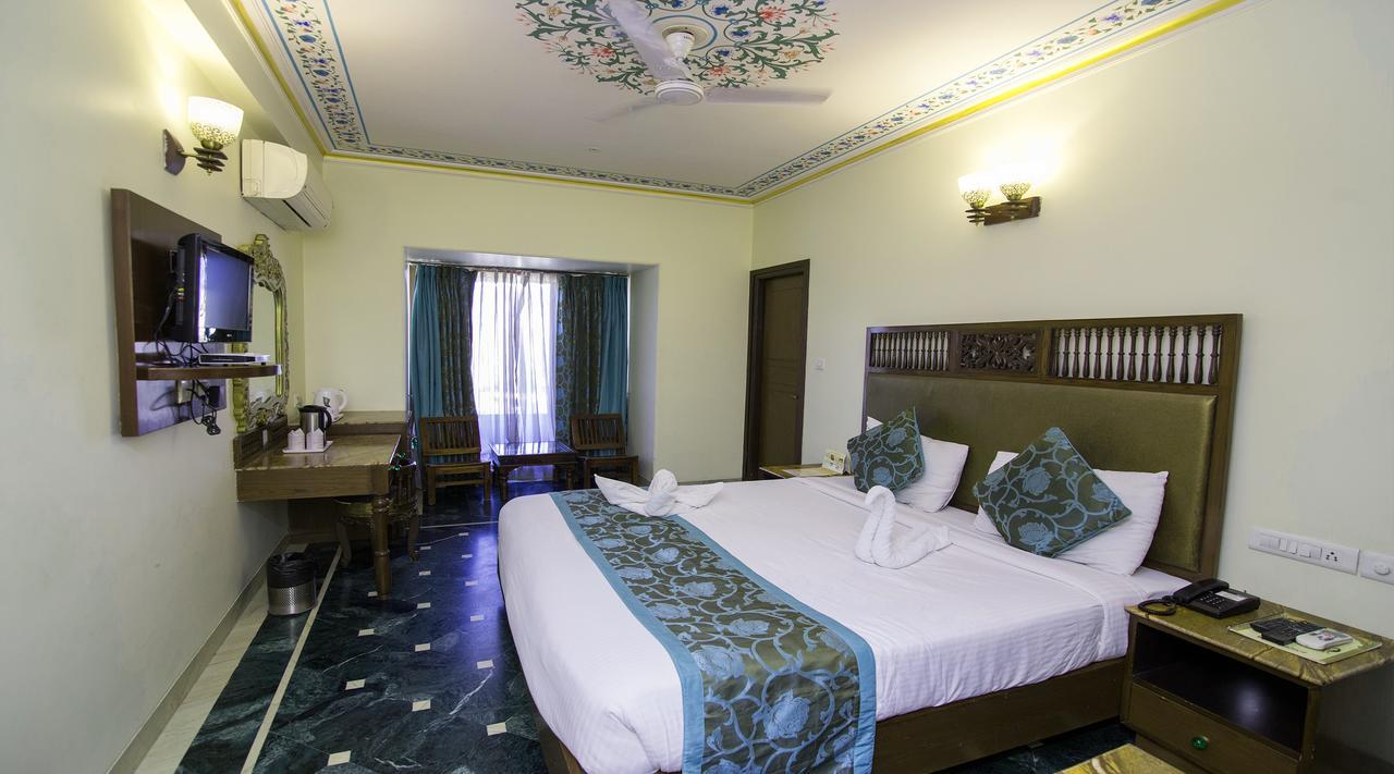 Nahargarh Haveli-Near Train Station Metro Hotel Jaipur Eksteriør billede