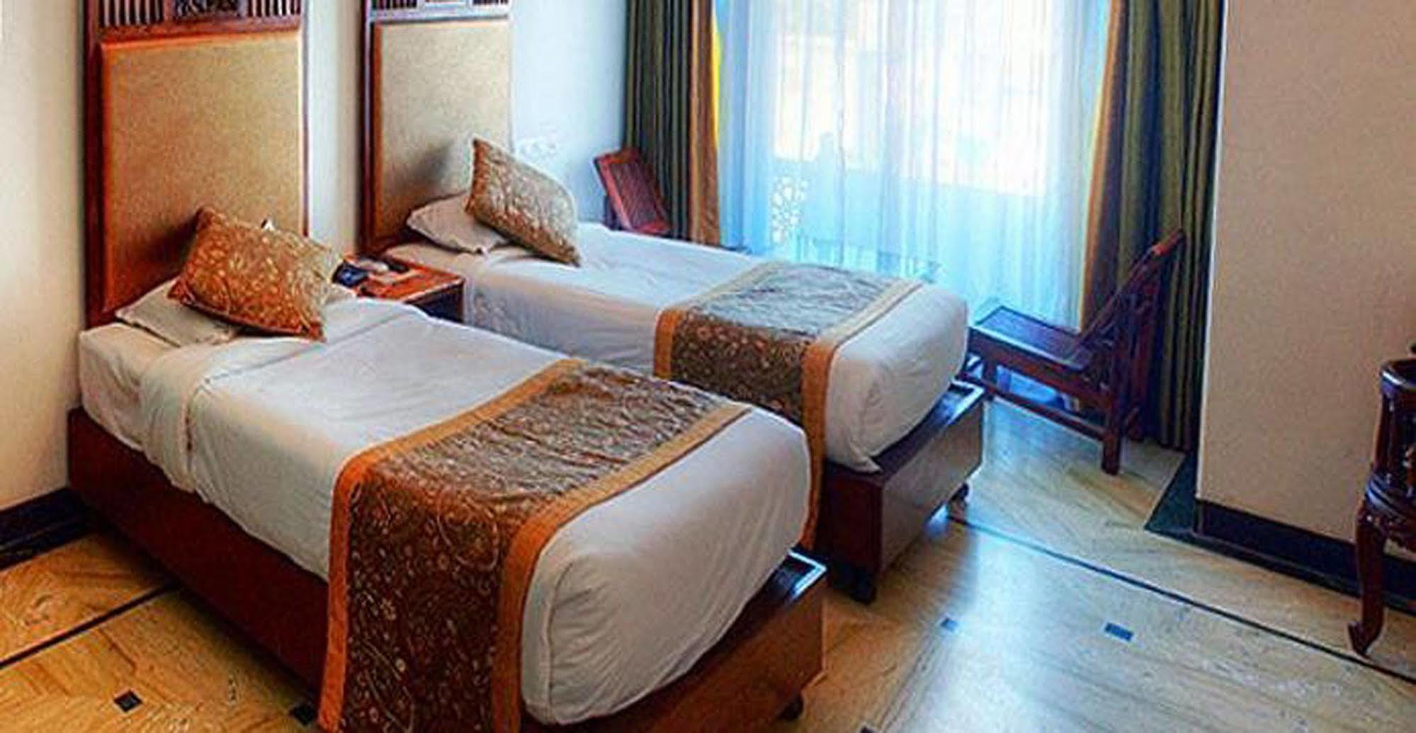 Nahargarh Haveli-Near Train Station Metro Hotel Jaipur Eksteriør billede